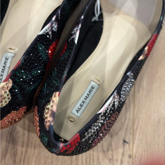 Alex Marie Bevier Elegant Rhinestone Floral Low Block Heel Shoes 10 - Picture 7 of 9